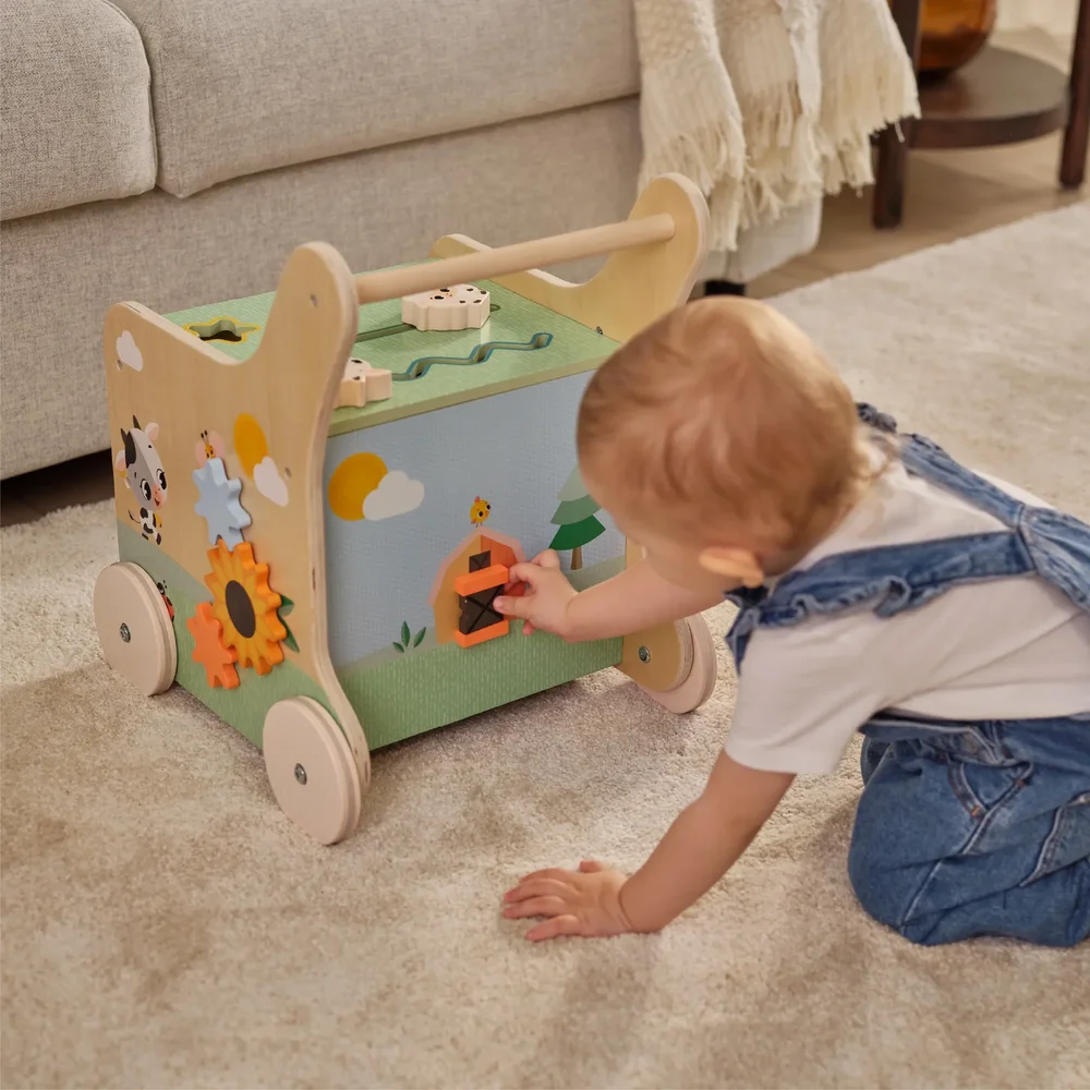 Houten activiteiten loopwagen Farmers funday Houten activiteiten loopwagen Farmers funday